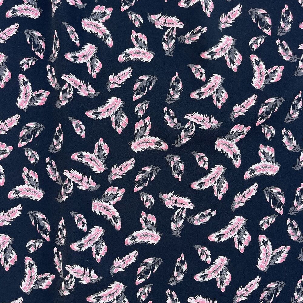 Pleione Size M Tunic Blouse w/ pink & white feather print - Picture 8 of 12